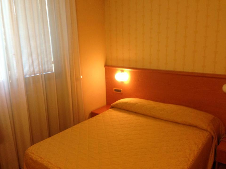 Vecchia Brianza Hotel Seveso Exterior photo